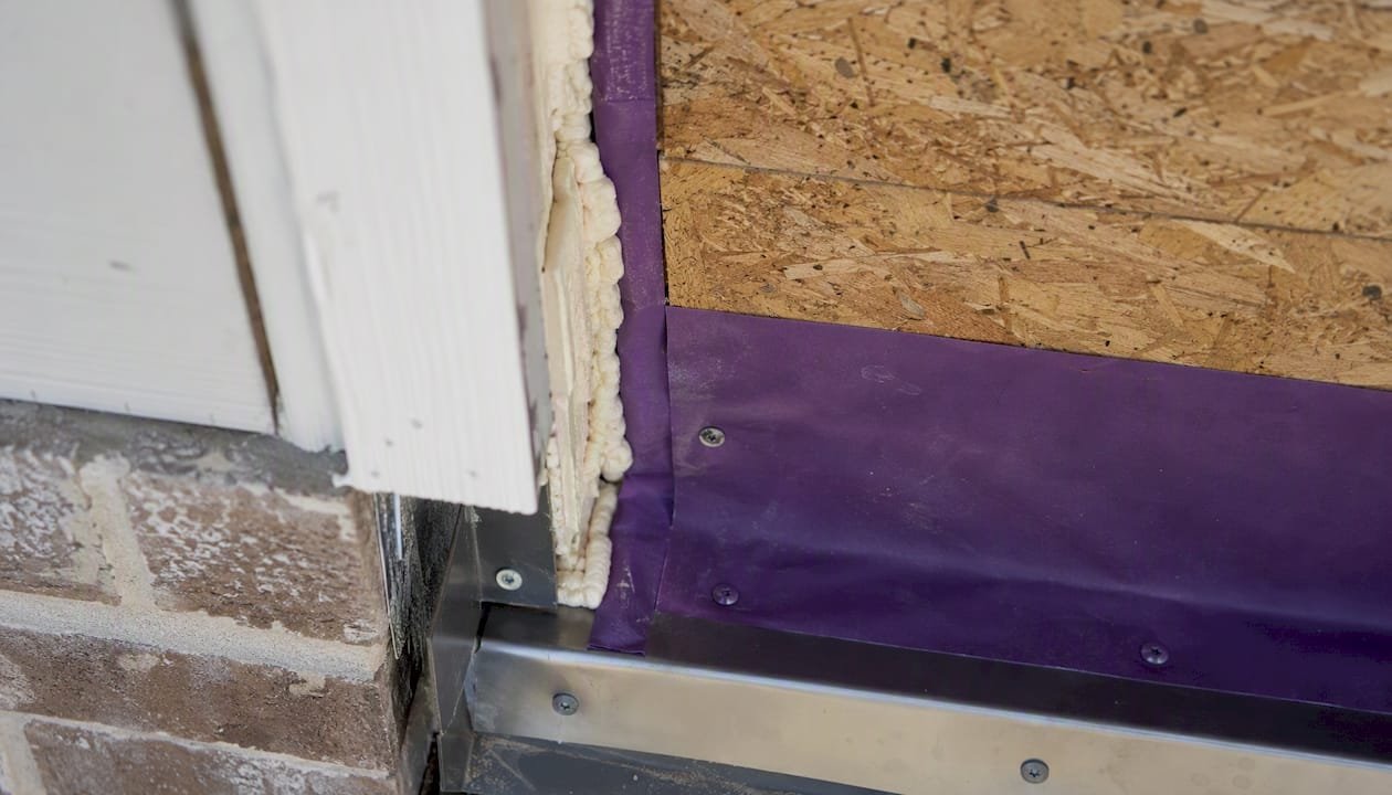 Air-sealing detail at modular addition joint